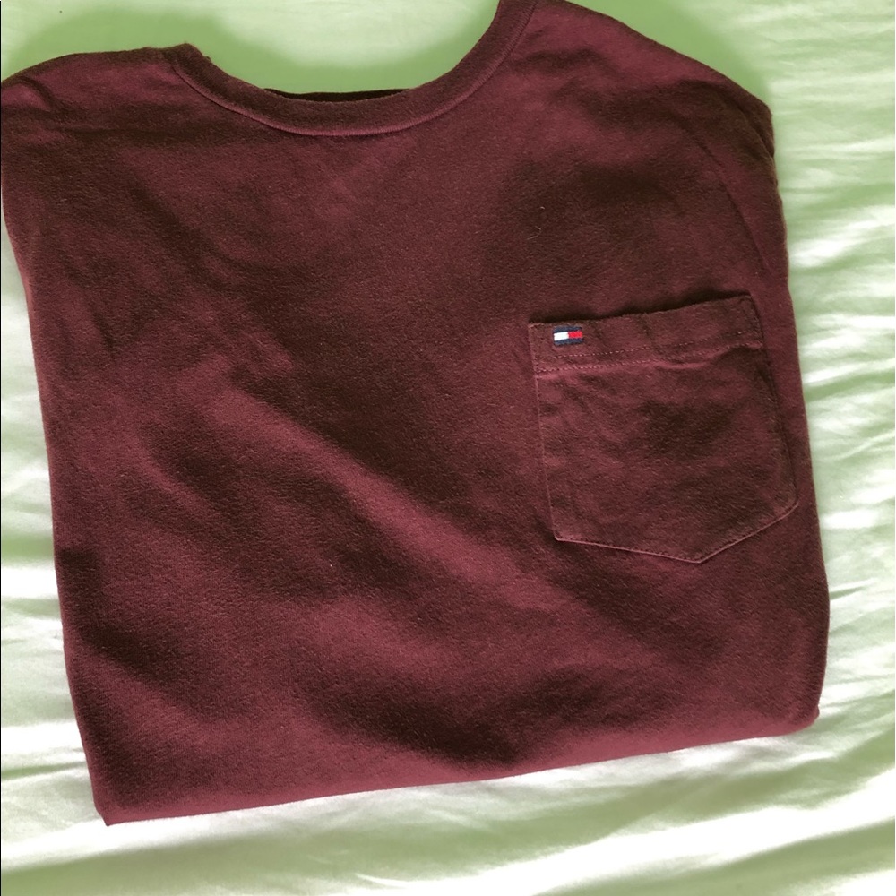 Burgundy tommy Hilfiger t shirt
